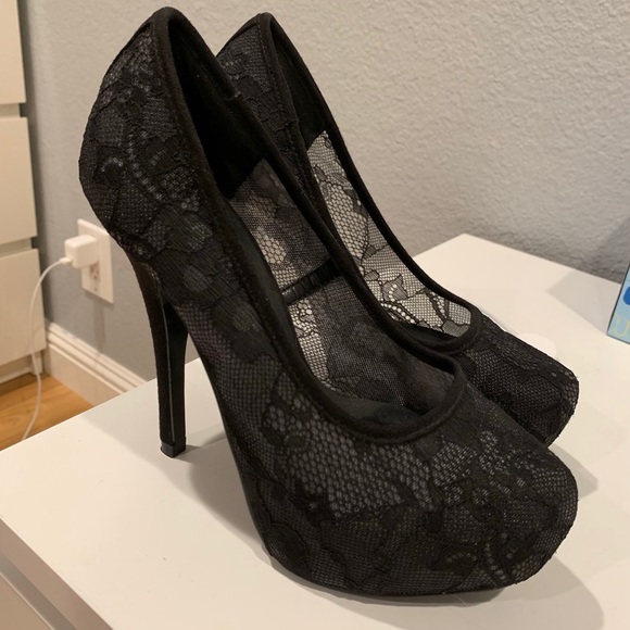 Pumps - Picture 1 of 3